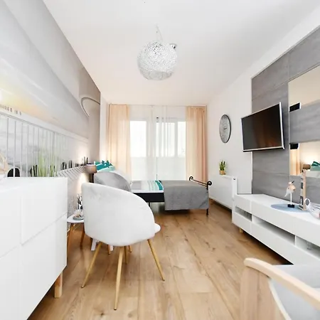 Blue Baltic Daire Kolobrzeg